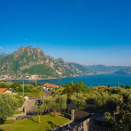 Nyaraló Italian - Longol Riva di Solto